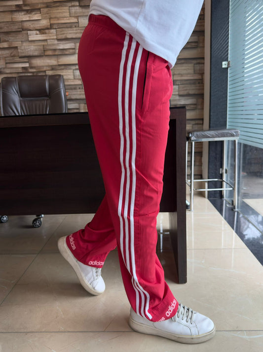 Premium adidas track