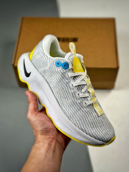NIKE ZOOM MOTIVA